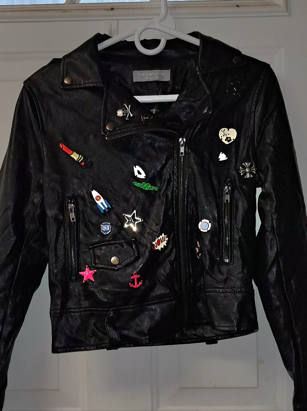 Bagateiie "Pins & Patches" Faux Leather Woman,s XS Moto Full Zip Biker Jacket.
